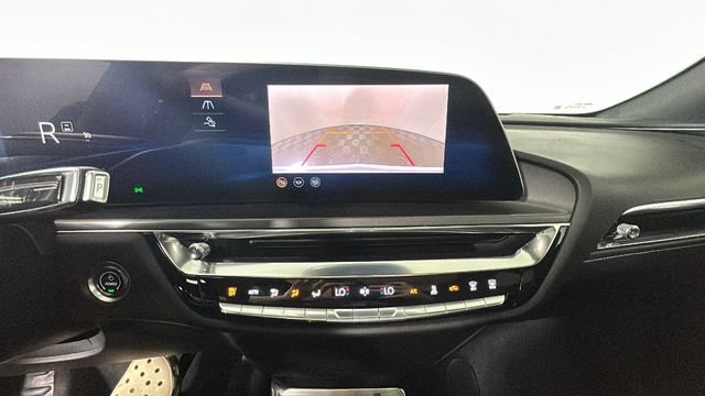 Used 2024 Cadillac Lyriq Tech AWD/4WD image 27
