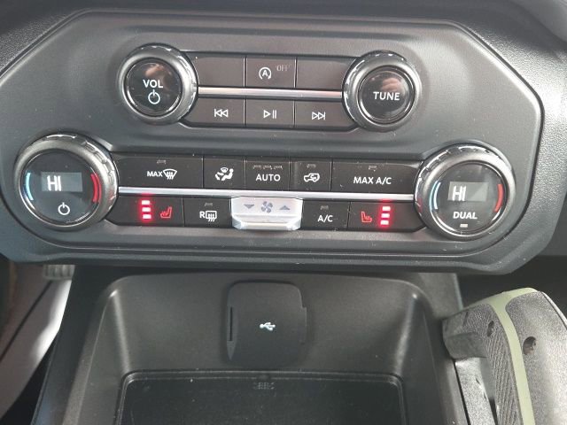 Used 2023 Ford Bronco Everglades image 29