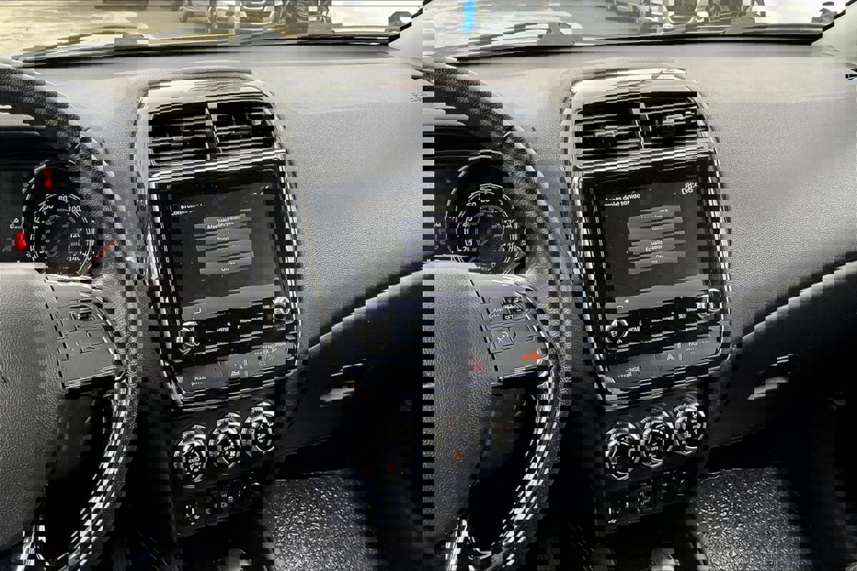 Used 2021 Mitsubishi Outlander Sport SE image 6