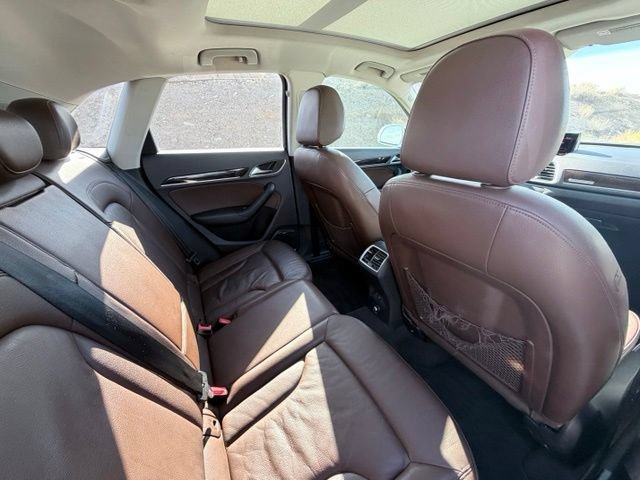 Used 2016 Audi Q3 2.0T Prestige AWD/4WD image 31