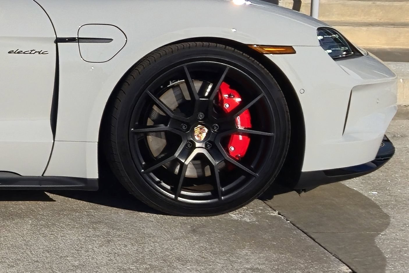 New 2025 Porsche Taycan GTS AWD/4WD image 11
