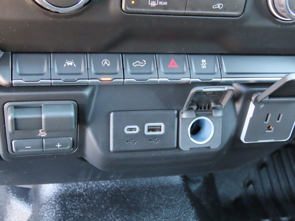New 2026 Chevrolet Silverado 1500 W/T w/ WT Value Package AWD/4WD image 8
