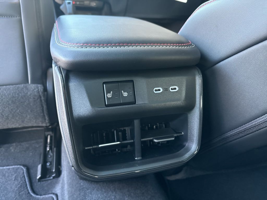 New 2024 Dodge Charger R/T w/ Plus Group image 13