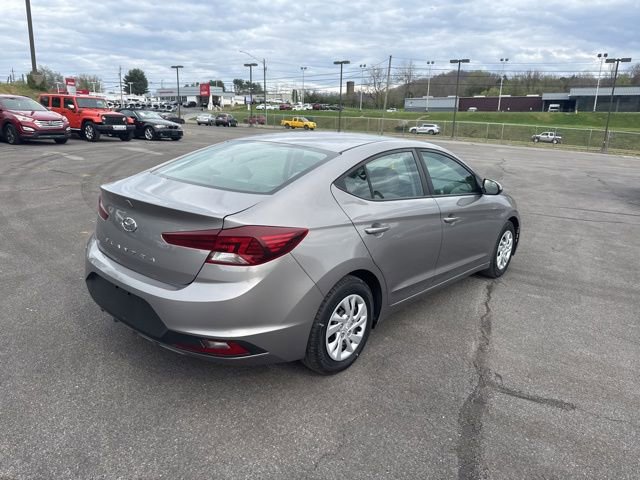 Used 2020 Hyundai Elantra SE FWD image 8
