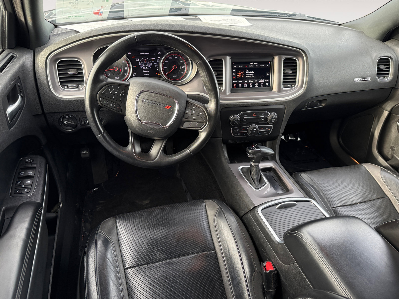 Used 2022 Dodge Charger SXT w/ Leather Interior Group image 15