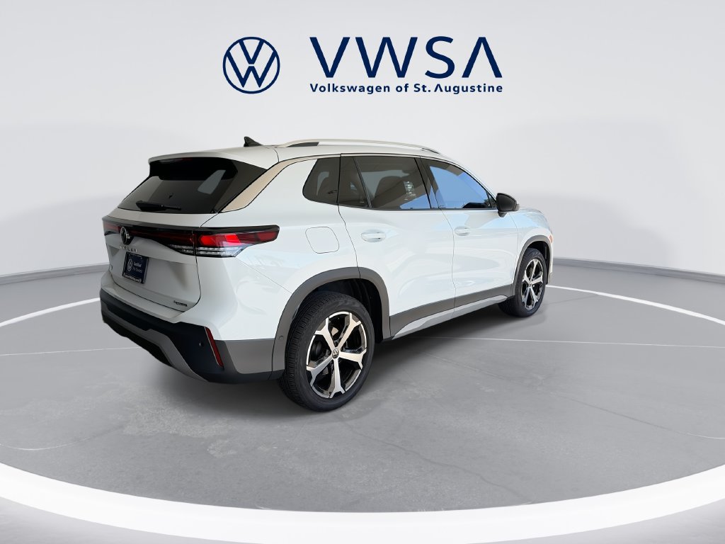 Certified 2025 Volkswagen Tiguan SE AWD/4WD image 8