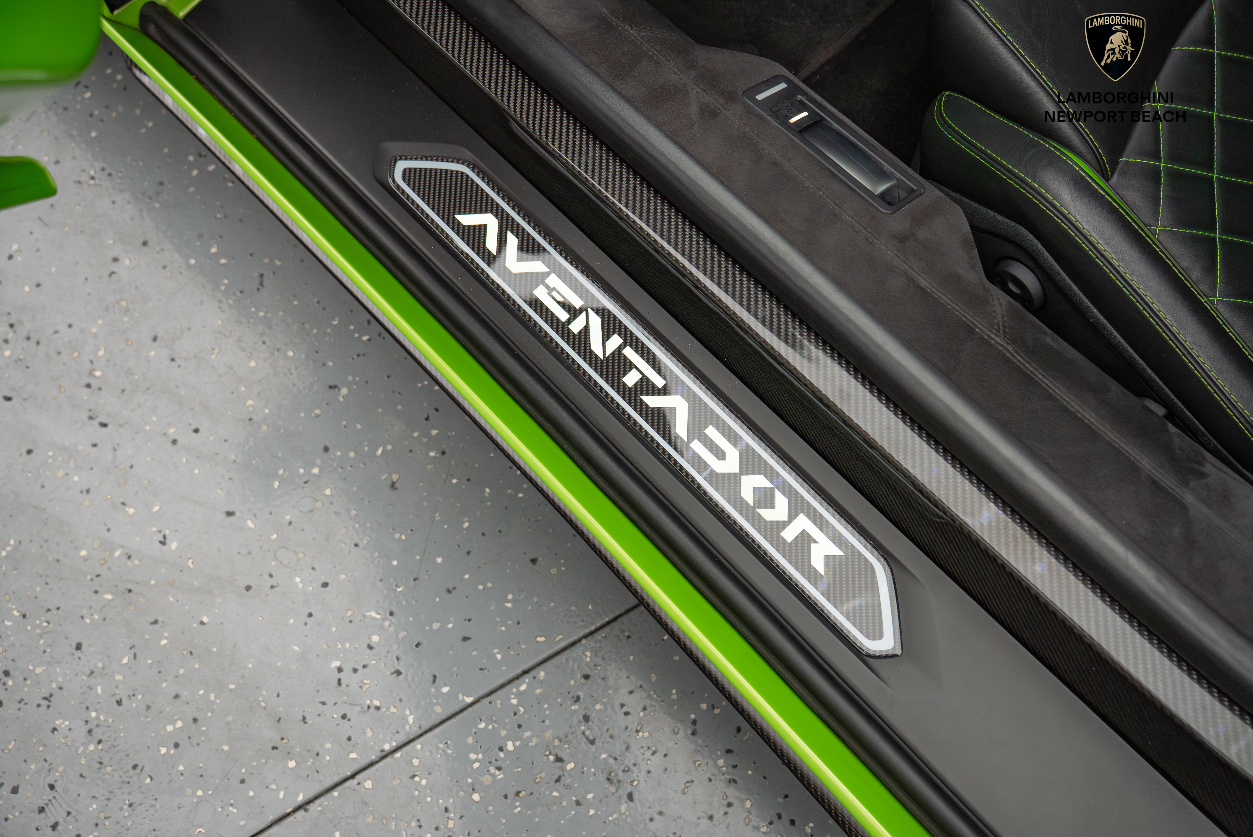 Used 2018 Lamborghini Aventador S image 29