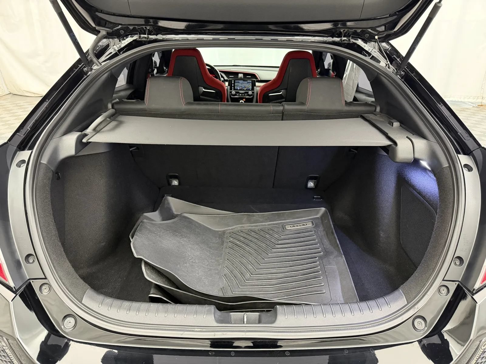 Used 2018 Honda Civic Type R image 31