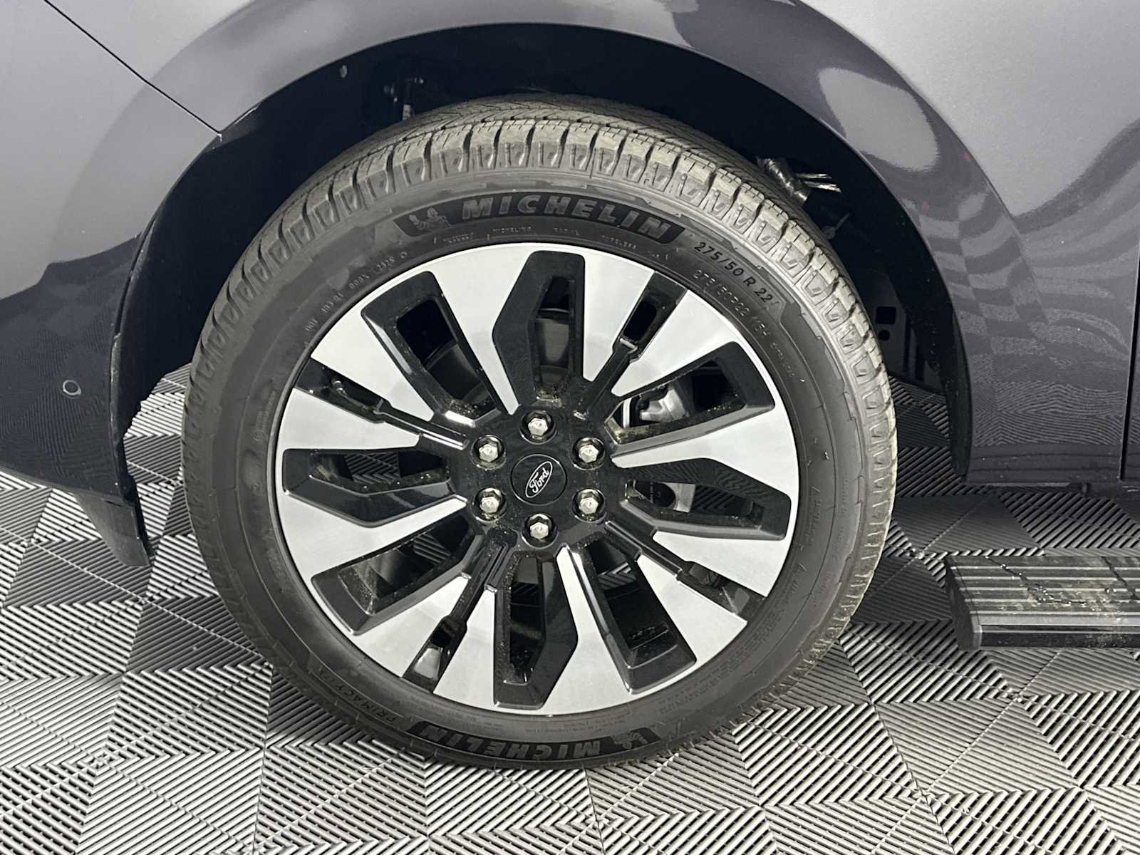 Used 2025 Ford Expedition Max Platinum w/ Driver's Package AWD/4WD image 12