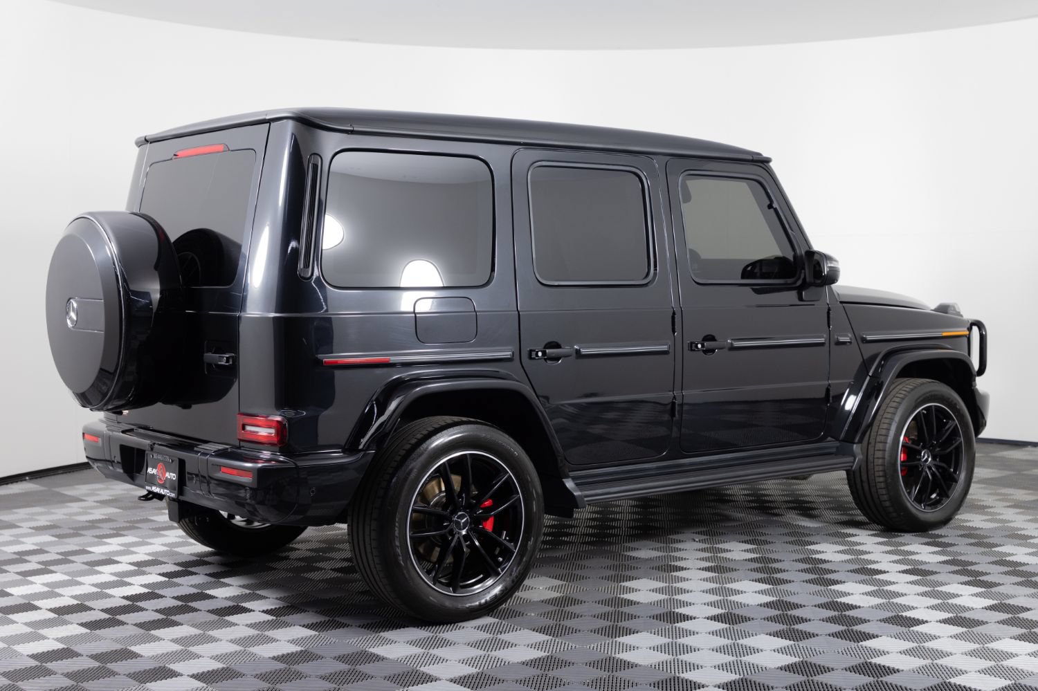 Used 2025 Mercedes-Benz G 550 w/ Exclusive Interior Package image 8