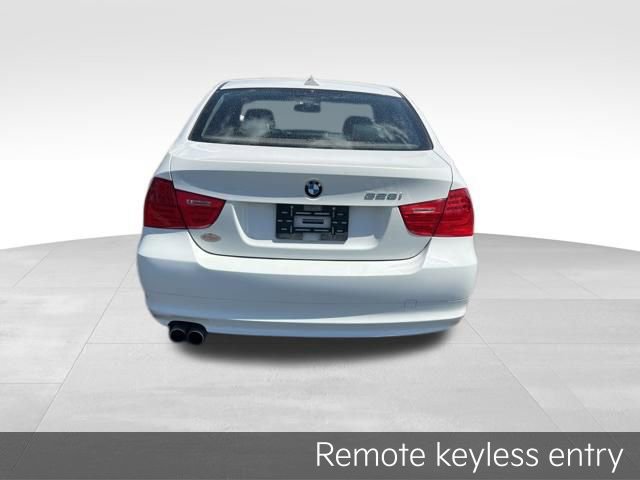 Used 2010 BMW 328i xDrive Sedan AWD/4WD image 6