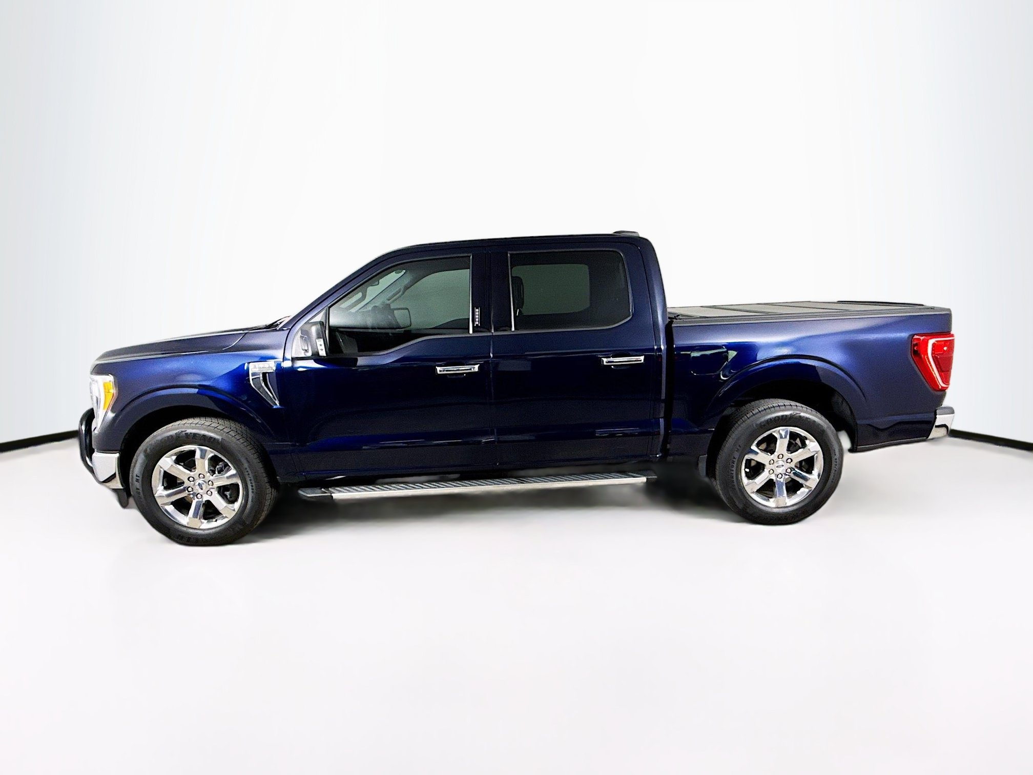 Used 2023 Ford F150 XLT w/ Equipment Group 302A High RWD image 7
