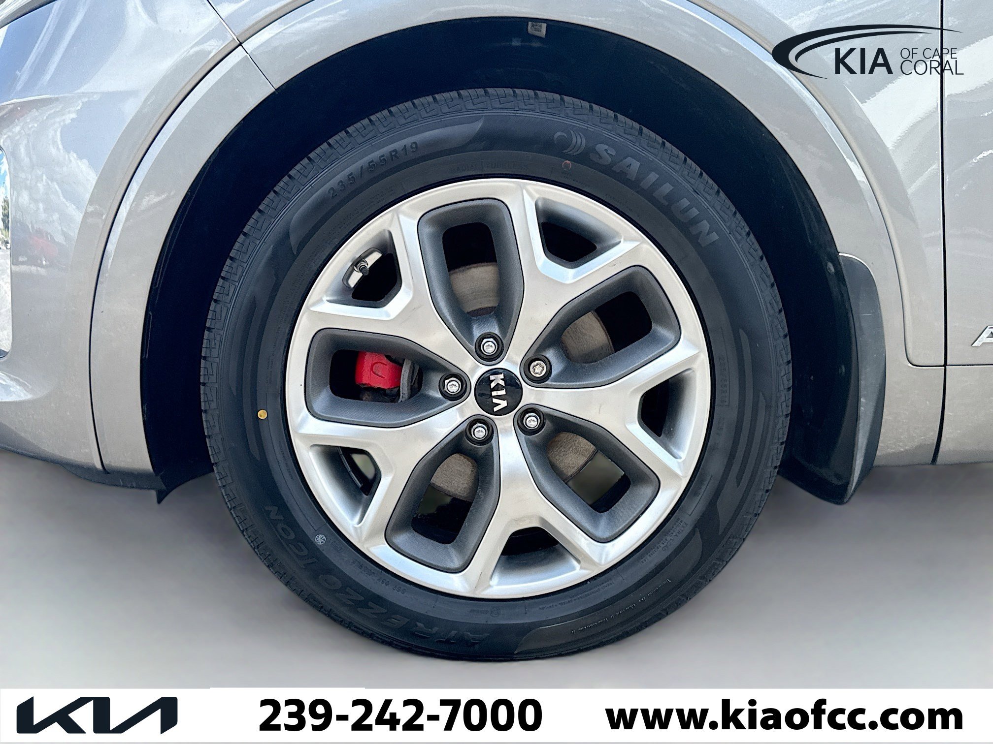 Used 2019 Kia Sorento SX image 44
