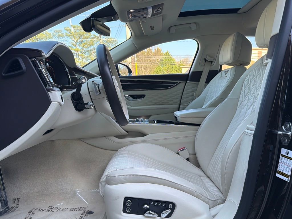 Used 2021 Bentley Flying Spur W12 AWD/4WD image 25