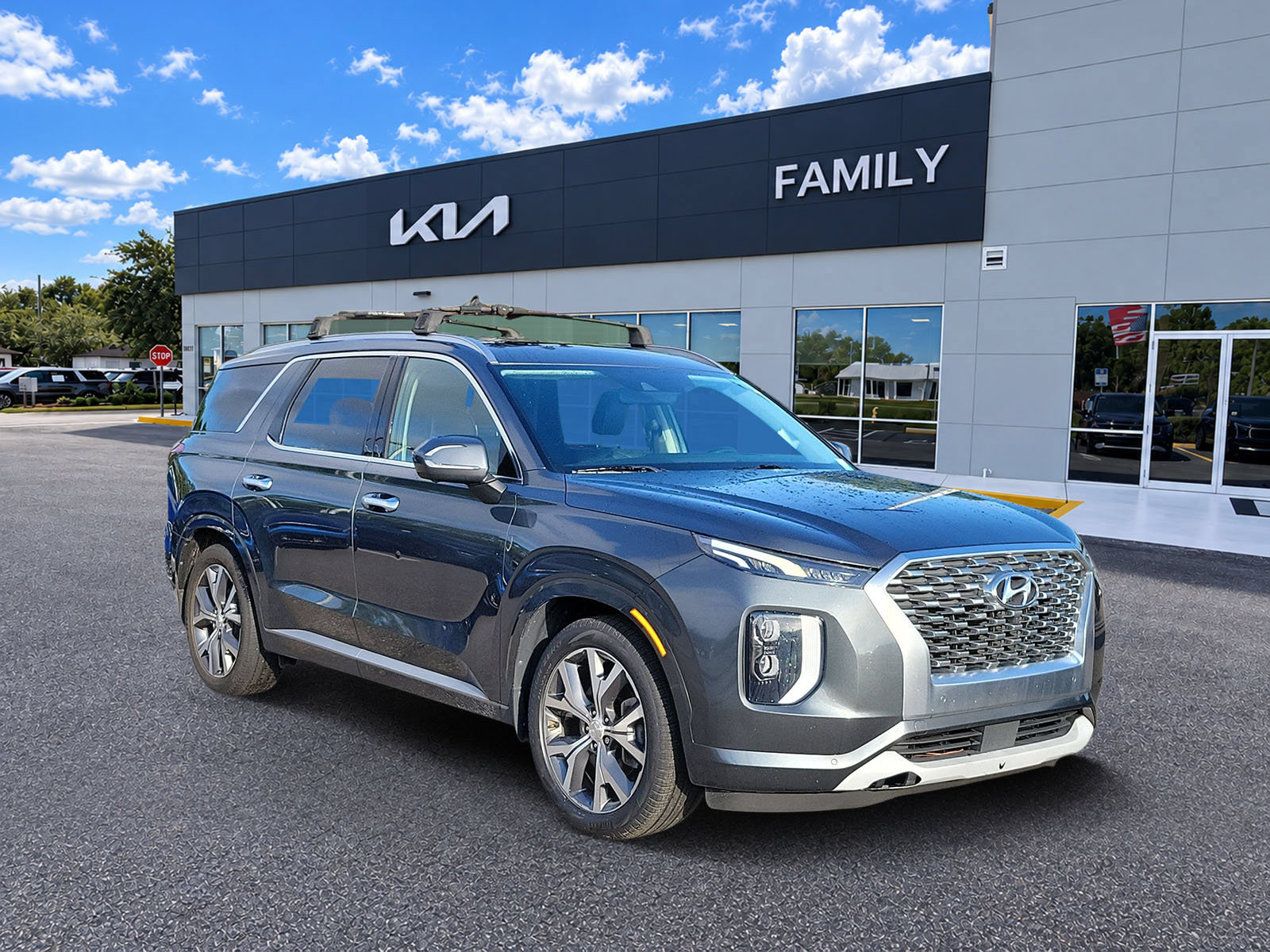 Used 2022 Hyundai Palisade Limited w/ Cargo Package FWD 360° Tour