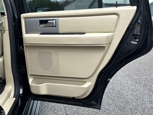 Used 2017 Ford Expedition Limited image 16