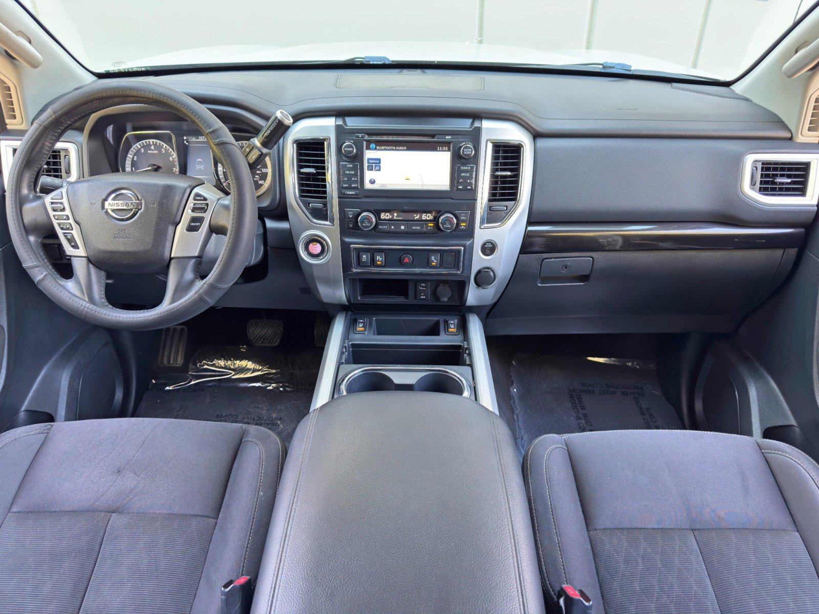 Used 2018 Nissan Titan SV w/ SV Convenience Package image 9