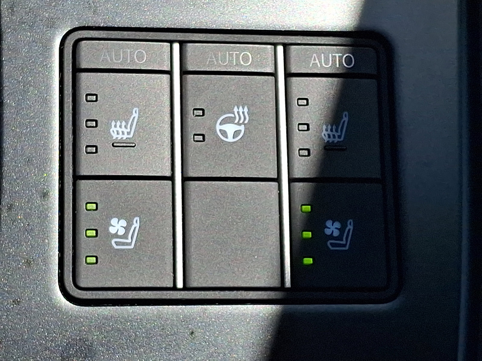 Certified 2024 Lexus UX 250h AWD w/ Premium Package image 26