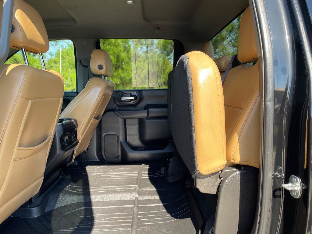 Used 2022 Chevrolet Silverado 2500 LT w/ Convenience Package AWD/4WD image 11