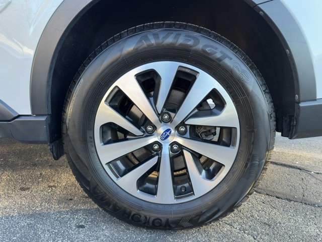 Used 2020 Subaru Outback Premium image 27