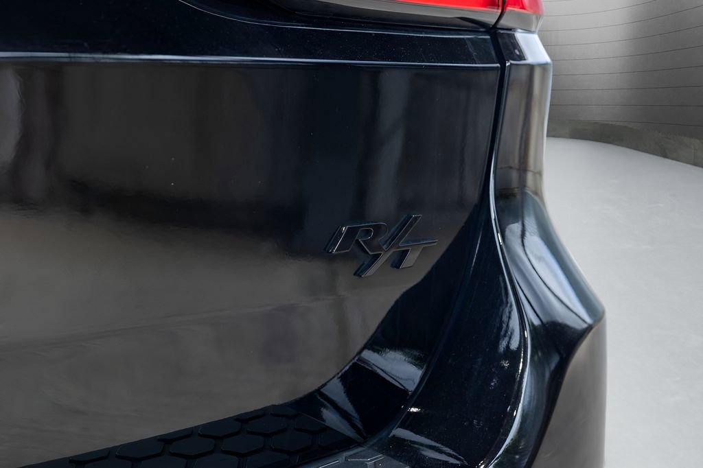Used 2022 Dodge Durango R/T w/ Blacktop Package AWD/4WD image 20