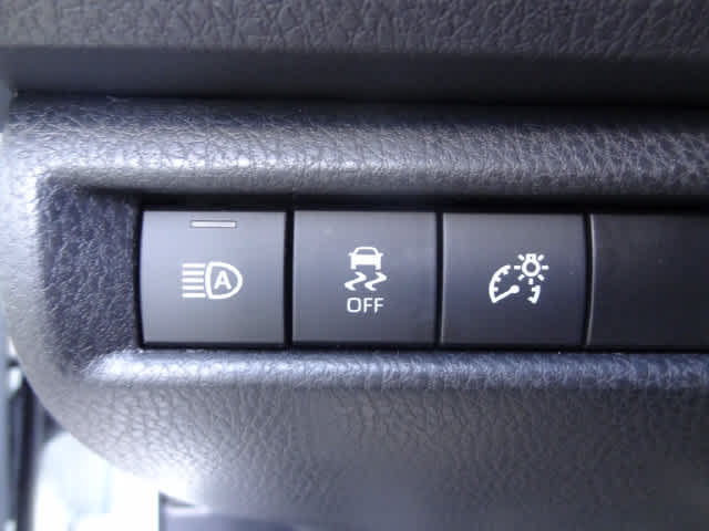 Used 2025 Toyota Camry LE FWD image 14