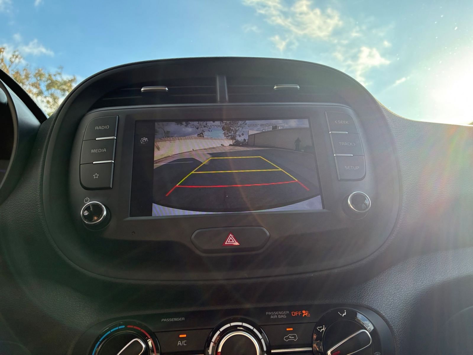 Used 2025 Kia Soul LX w/ LX Technology Package image 22