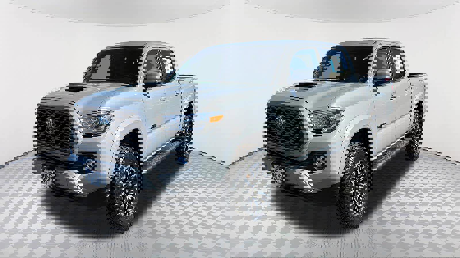 Used 2021 Toyota Tacoma TRD Sport w/ TRD Premium Sport Package image 1