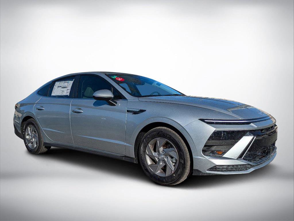 New 2025 Hyundai Sonata SE