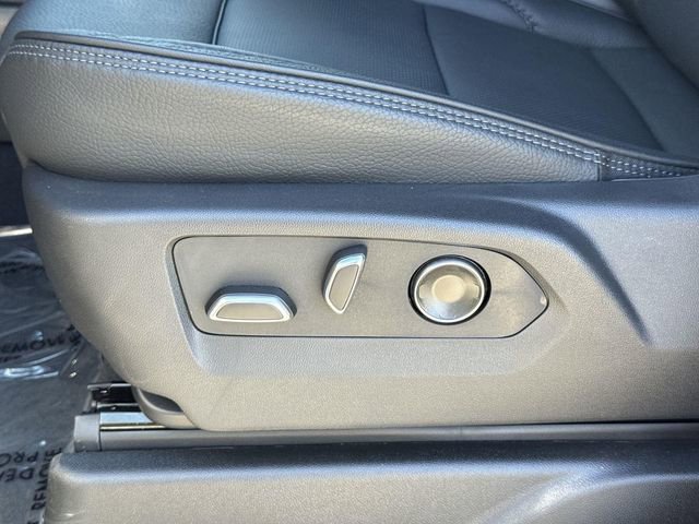 New 2026 GMC Yukon XL Denali w/ Denali Reserve Package image 21