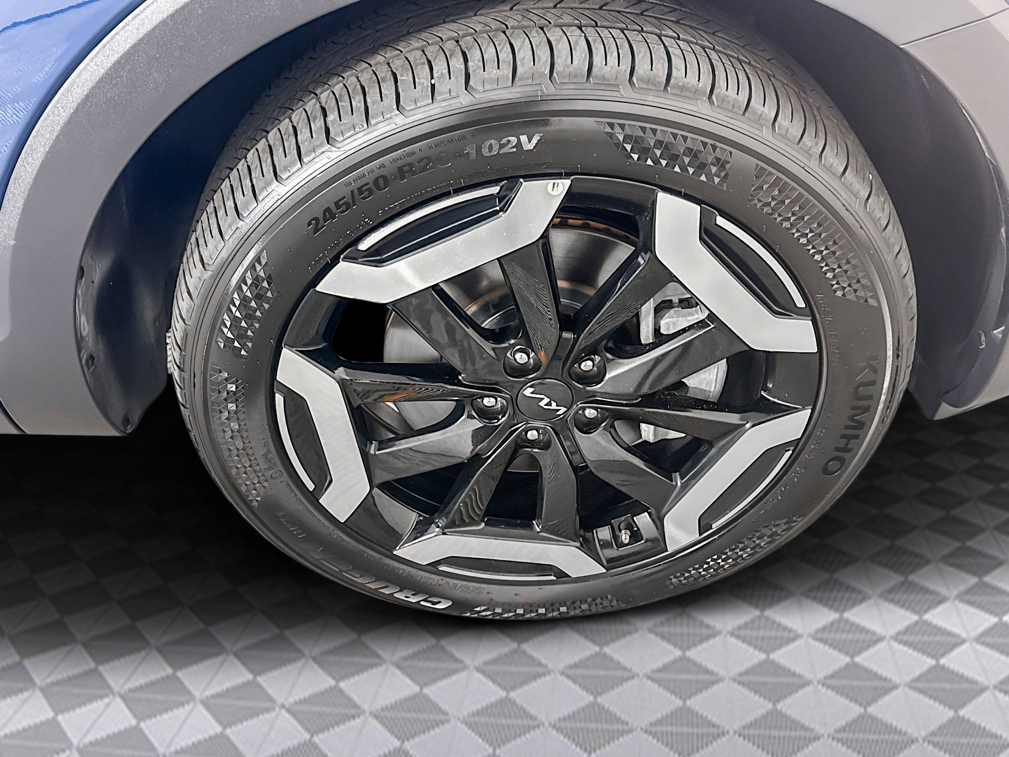 Used 2025 Kia Telluride S image 31