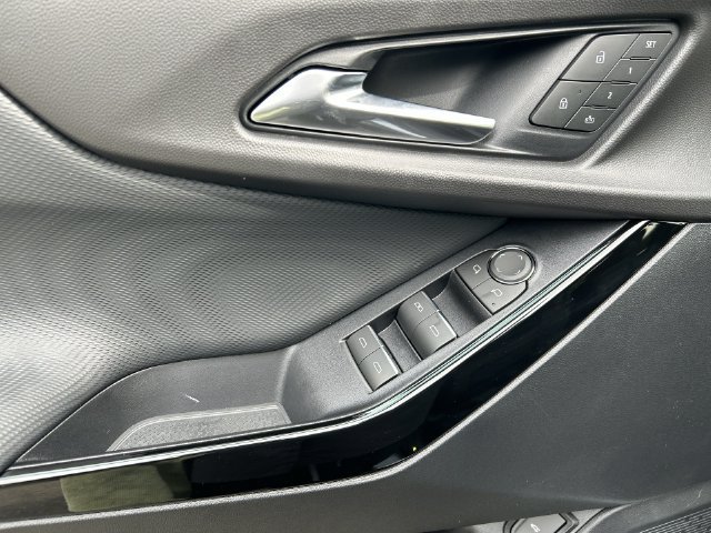 New 2027 Chevrolet Equinox RS w/ Safety and Technology Package AWD/4WD image 23