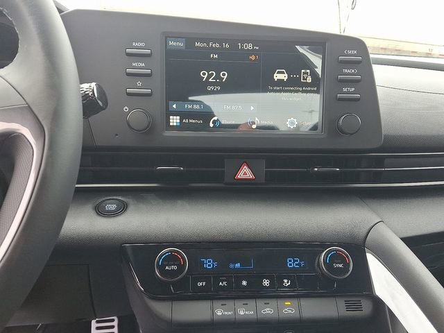 New 2026 Hyundai Elantra Sport image 7