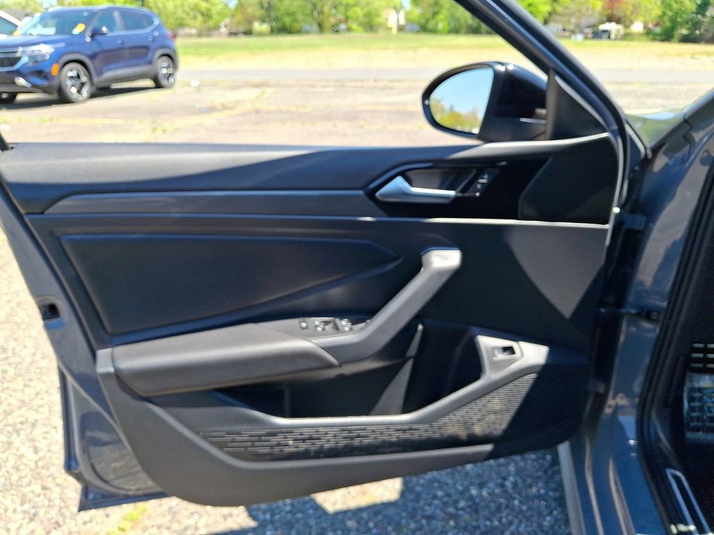 Used 2019 Volkswagen Jetta GLI FWD image 13