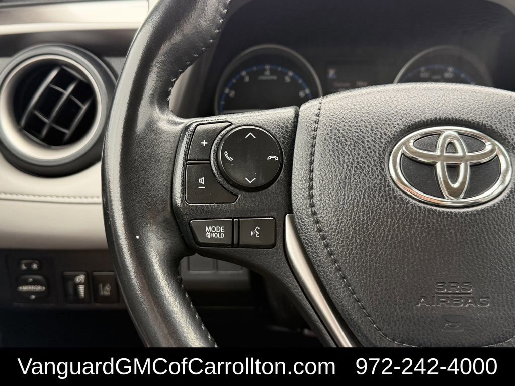 Used 2018 Toyota RAV4 XLE w/ Plus Extra Value Package FWD image 14