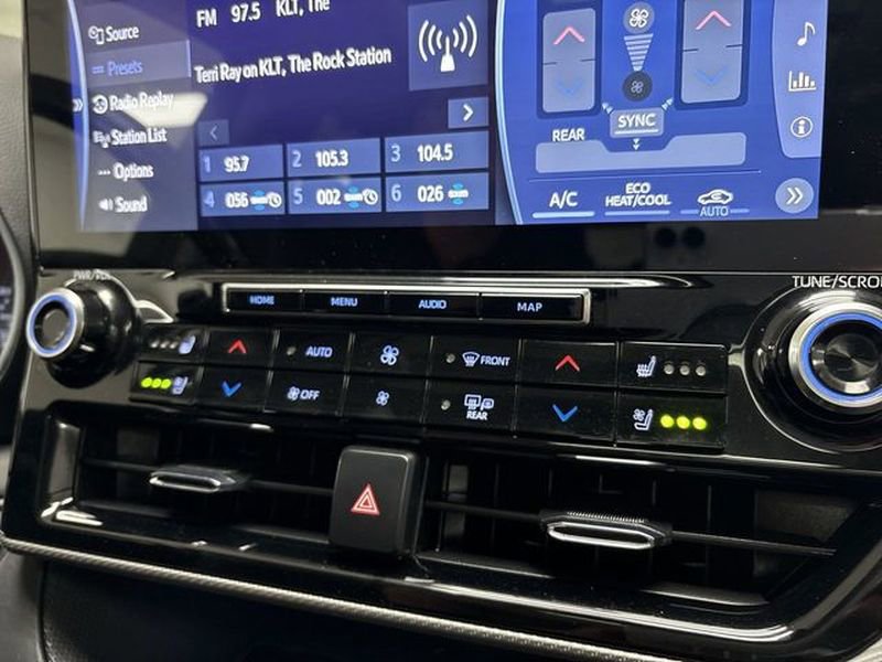 Used 2021 Toyota Highlander Limited AWD/4WD image 44