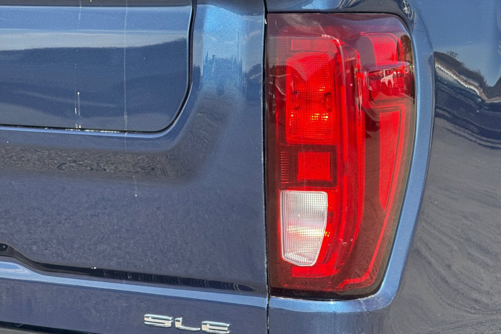 Used 2023 GMC Sierra 2500 SLE w/ SLE Convenience Package AWD/4WD image 47