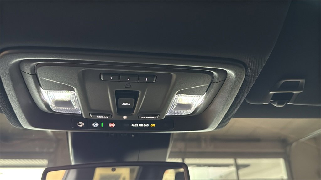 Used 2023 GMC Sierra 1500 AT4 w/ AT4 Preferred Package image 34