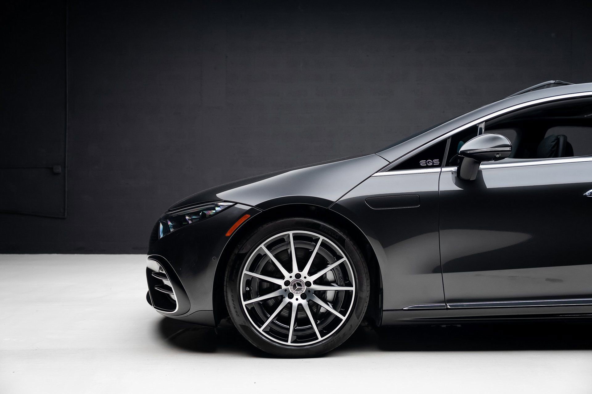 Used 2023 Mercedes-Benz EQS 580 4MATIC Sedan image 18