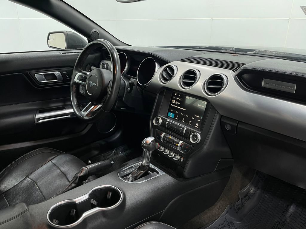 Used 2018 Ford Mustang Premium image 19
