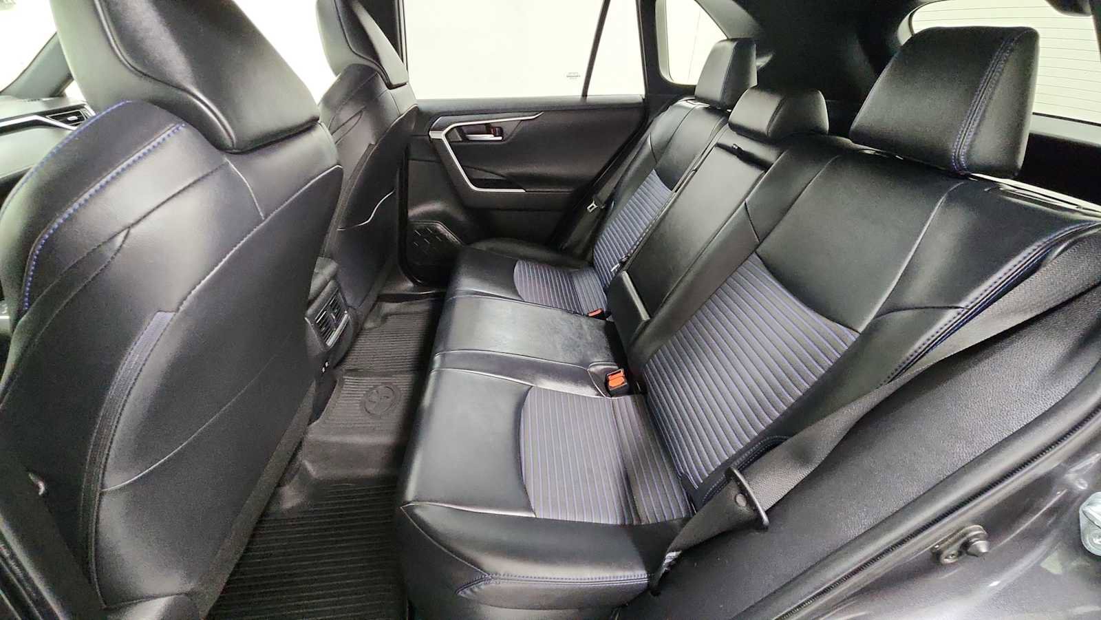 Certified 2020 Toyota RAV4 XSE w/ XSE Grade Weather Package image 25