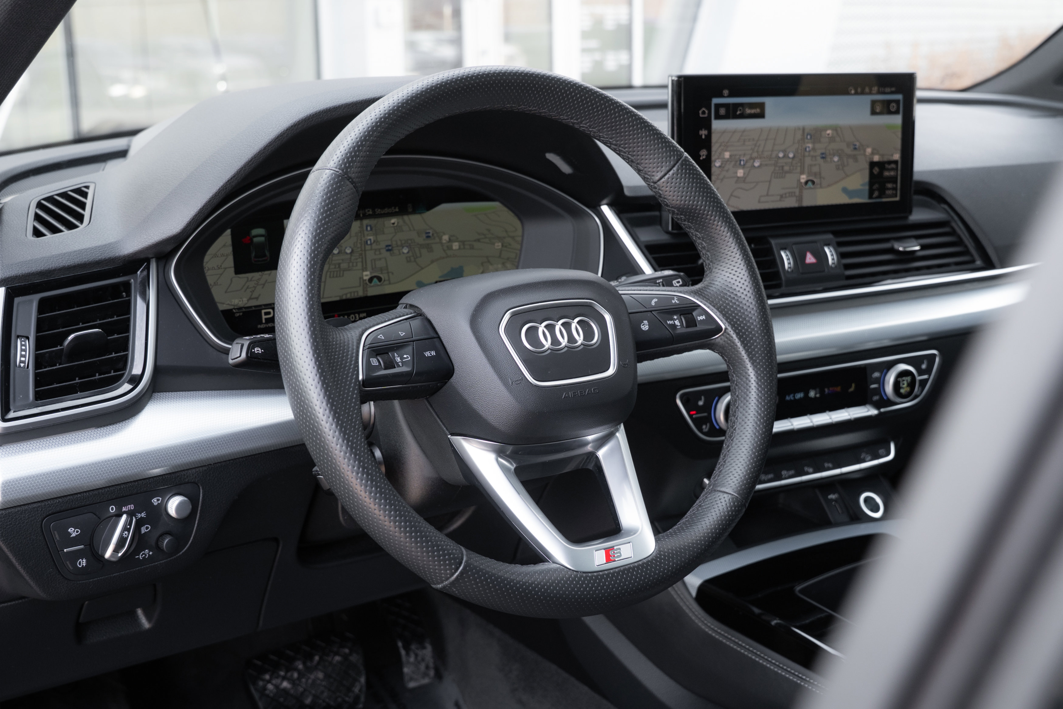 Certified 2025 Audi Q5 Prestige image 11