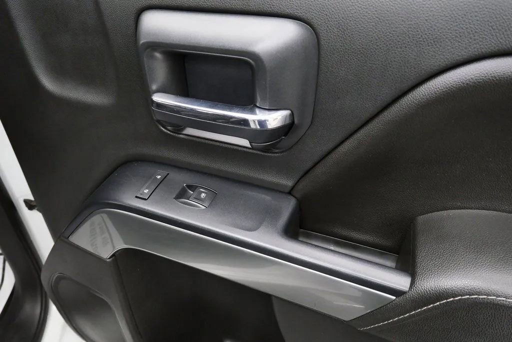 Used 2016 Chevrolet Silverado 2500 LT w/ LT Fleet Convenience Package AWD/4WD image 18