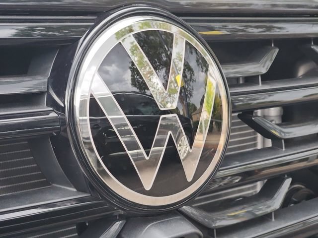 New 2026 Volkswagen Atlas Cross Sport SEL Premium R-Line AWD/4WD image 11