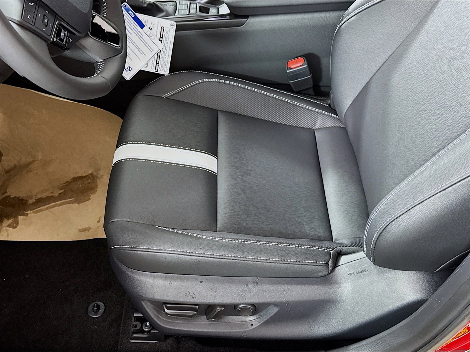 New 2026 Toyota Camry Hybrid image 15