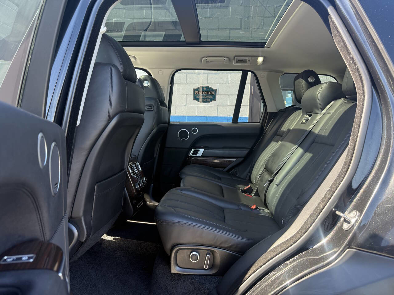 Used 2016 Land Rover Range Rover Supercharged image 20