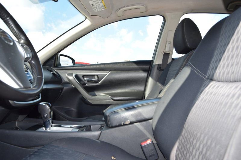 Used 2018 Nissan Altima 2.5 SV image 33