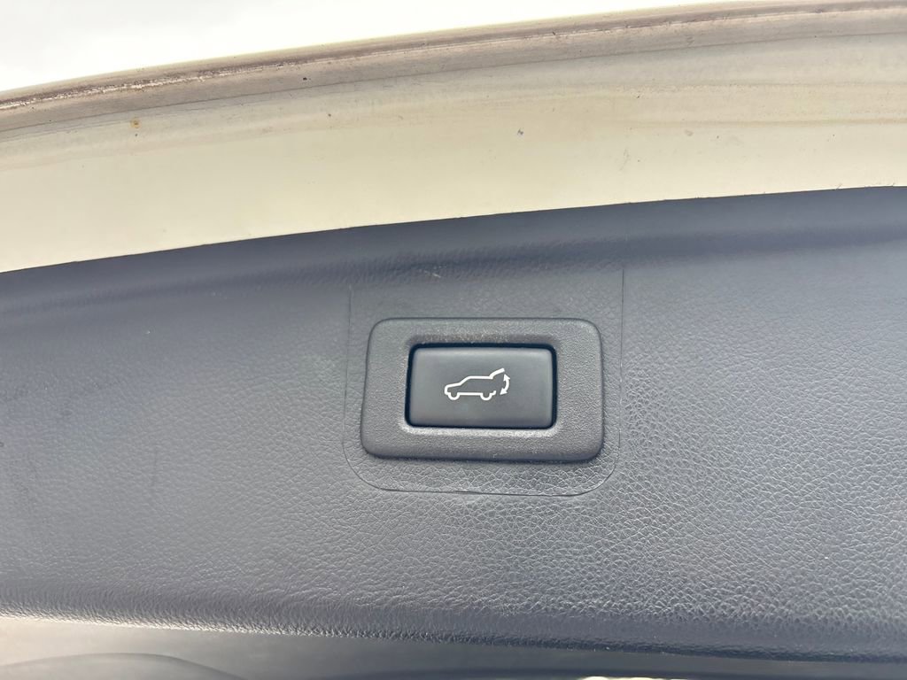 Used 2018 Subaru Outback 2.5i Premium AWD/4WD image 28