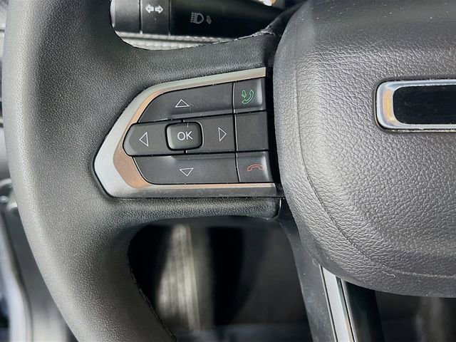 Used 2022 Jeep Compass Altitude FWD image 17