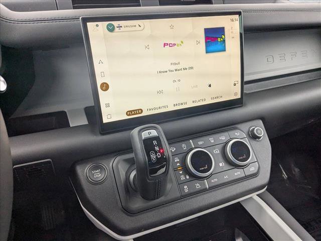 Used 2025 Land Rover Defender 130 S image 12